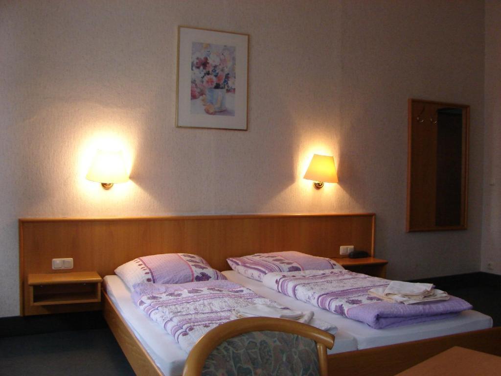 Hotel-Restaurant-Adler Reichenbach im Vogtland Ruang foto